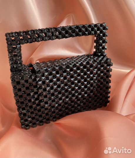 Сумка из бусин ручной работы