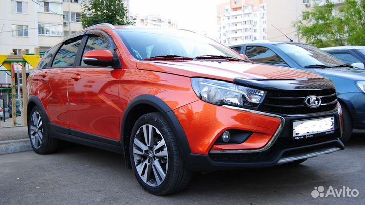 Дефлектор капота LADA vesta