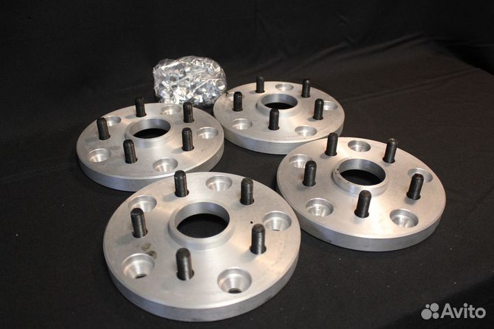 Проставки переход Нива с 5*139,7 на 5*120 (20 мм)