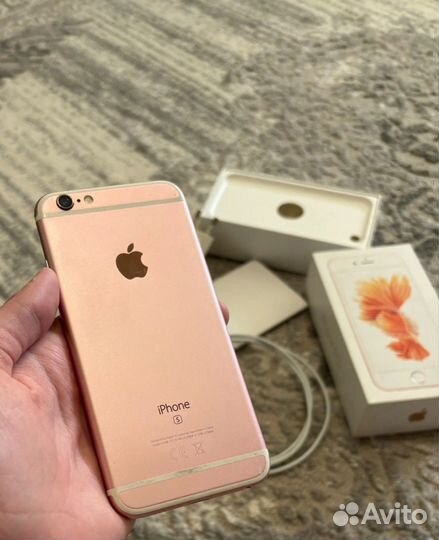 iPhone 6S, 32 ГБ