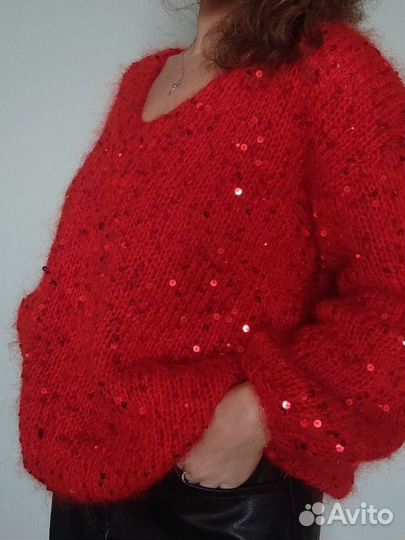 Свитер с пайетками ручная работа