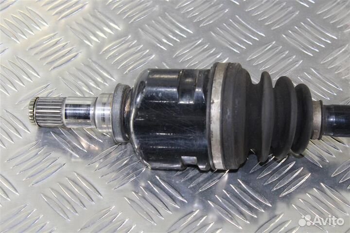 Привод передний правый Toyota Corolla E12