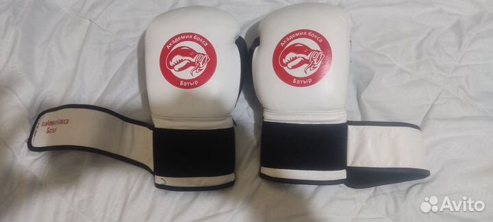 Боксерские перчатки 12 oz everlast