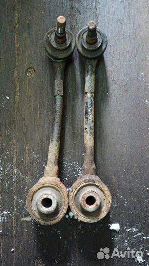 Рычаг подвески задний Hyundai Genesis Coupe 08