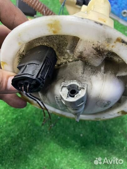 Датчик уровня топлива Bmw X1 E84 N20B20A 2011