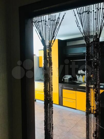 2-к. квартира, 76 м², 10/10 эт.