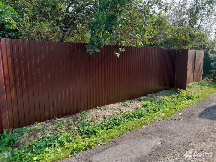 Забор из профнастила с установкой под ключ