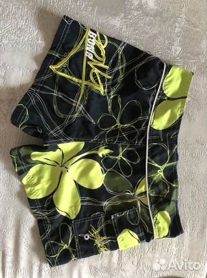 Шорты женские