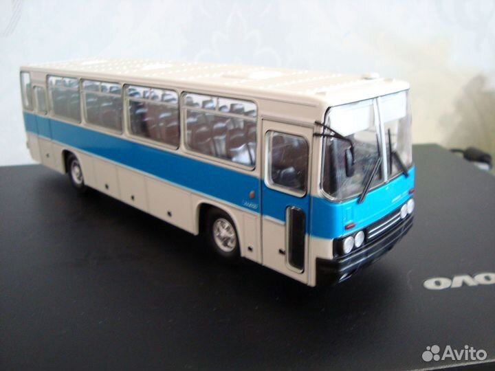 Модель - Автобус