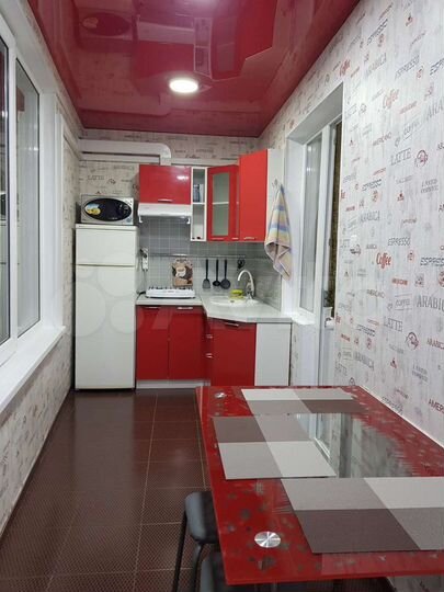 2-к. квартира, 52 м², 4/9 эт.