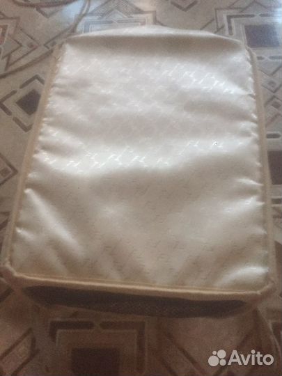 Переноска для кошек и собак