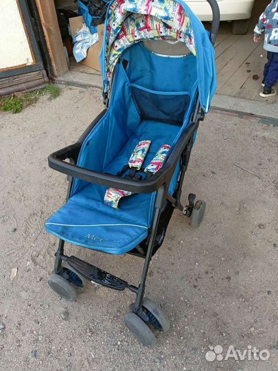 Прогулочная коляска