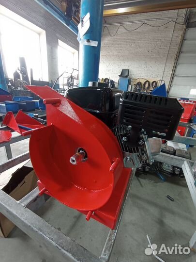 Измельчитель травы и веток 2в1 утр-1341