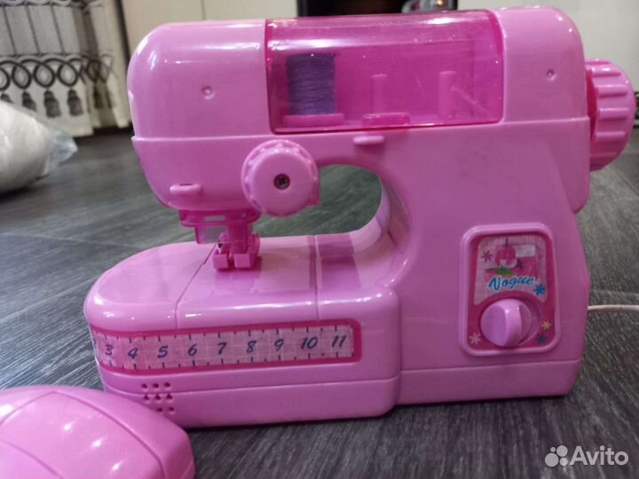Детская швейная машина