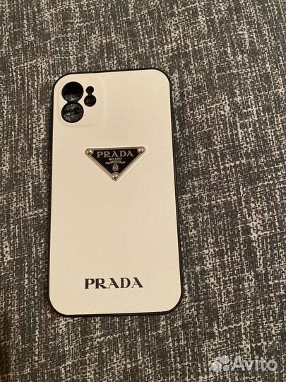 Чехол prada на iPhone 11