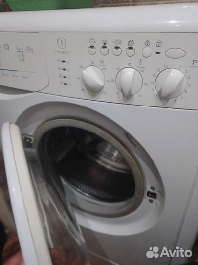 Стиральная машина автомат
