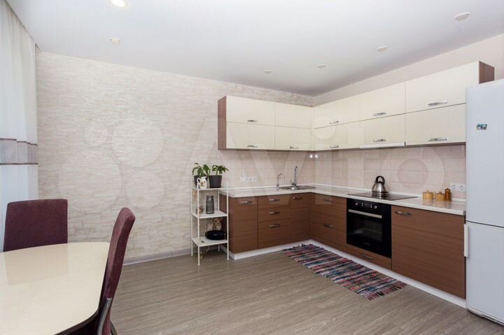 3-к. квартира, 82,4 м², 8/10 эт.