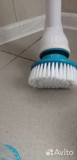 Аккамуляторная щётка для чистки кафеля