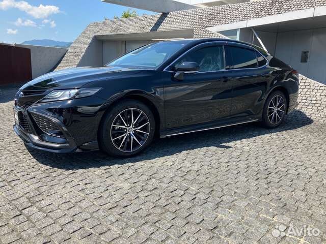 Toyota Camry 2.5 CVT, 2023, 13 700 км