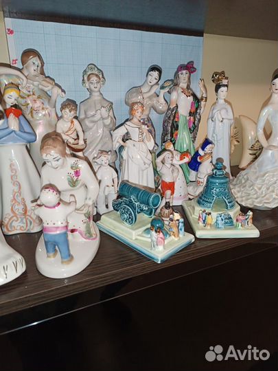 Фарфоровые статуэтки