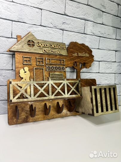 Ключница настенная из дерева