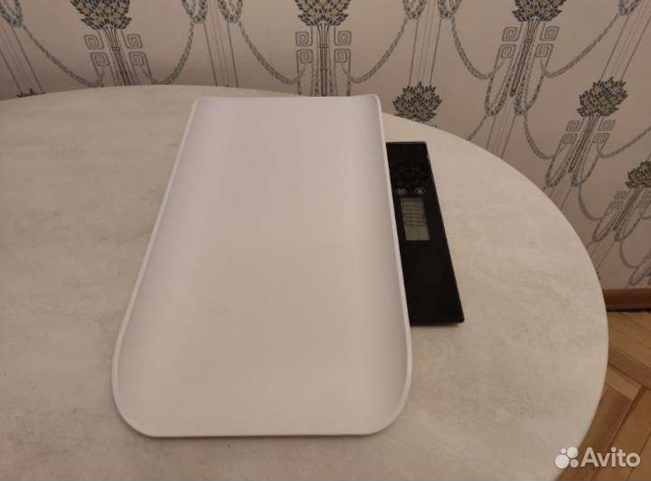 Электронные весы также для взвешивания детей