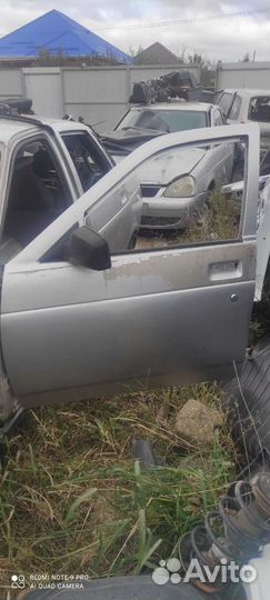 Водительская дверь priora