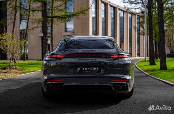 Аренда авто Porsche Panamera GTS