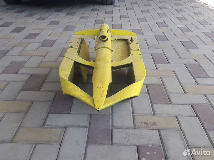 Рыболовный кораблик