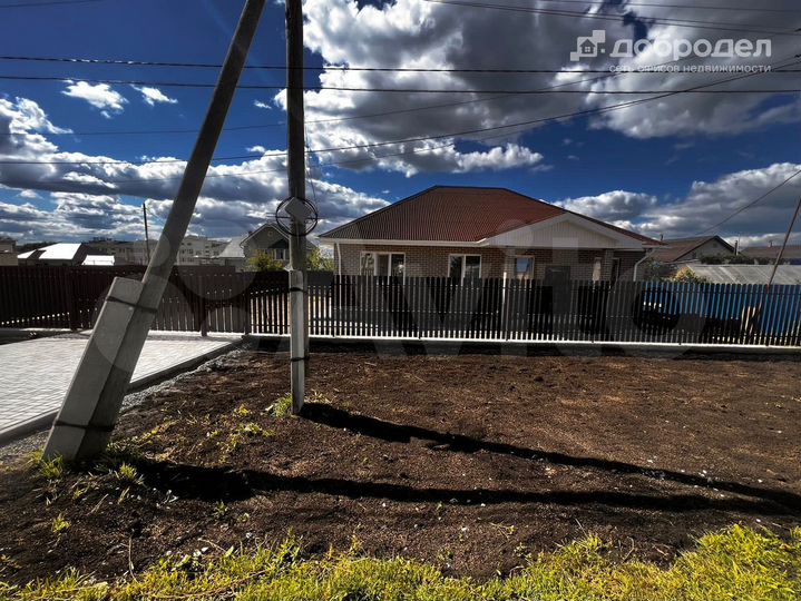 Коттедж 117 м² на участке 8 сот.