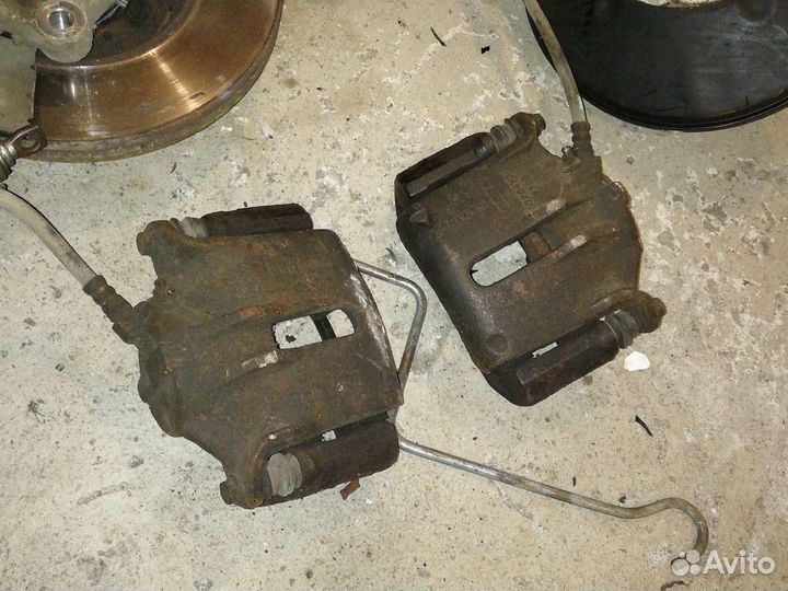 Передний суппорт Renault Fluence megane 3 scenic