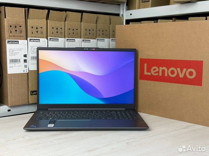 Ноутбук Lenovo Ideapad Slim 3 i5-1335U