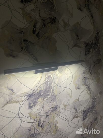 Бра над кроватью