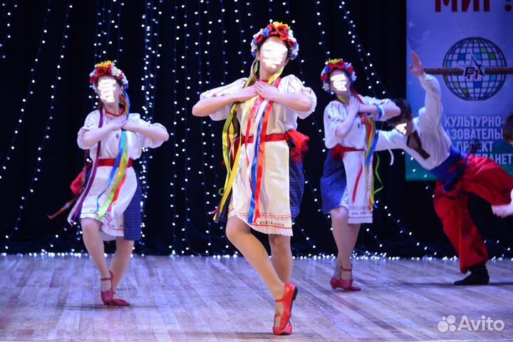 Танцевальный костюм для девочки на Гопак