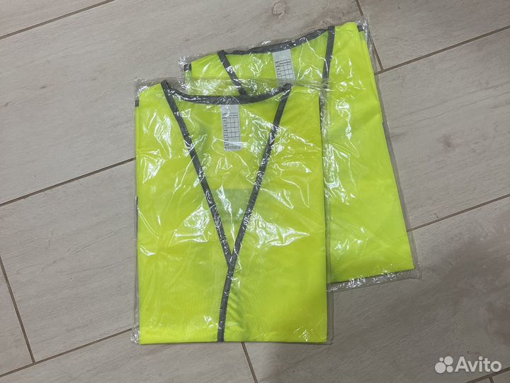 Светоотражающий жилет новый в упаковке