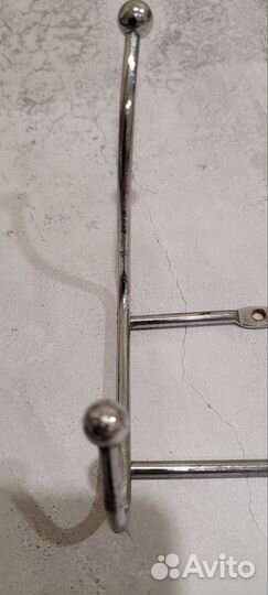 Вешалка на стену 4 крючка