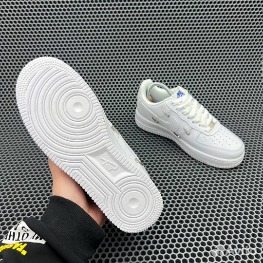 Кроссовки Nike Air Force 1 07 LX Sisterhood