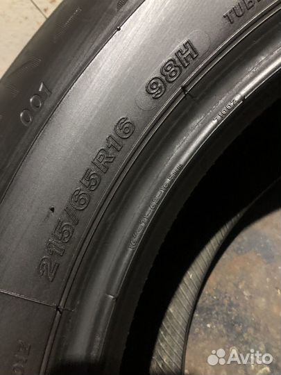 Bridgestone Alenza 001 215/65 R16