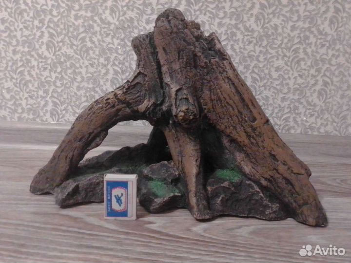 Коряга в аквариум