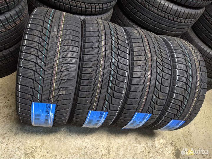 Triangle PL01 235/45 R17 98R