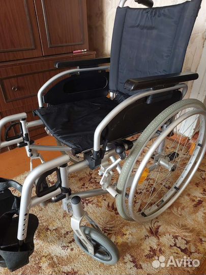 Коляска инвалидная