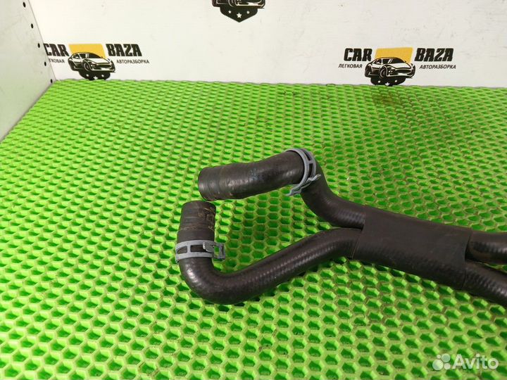 Патрубок системы охлаждения