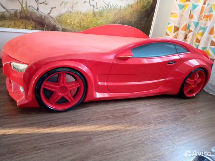 Детская кровать машина с подсветкой