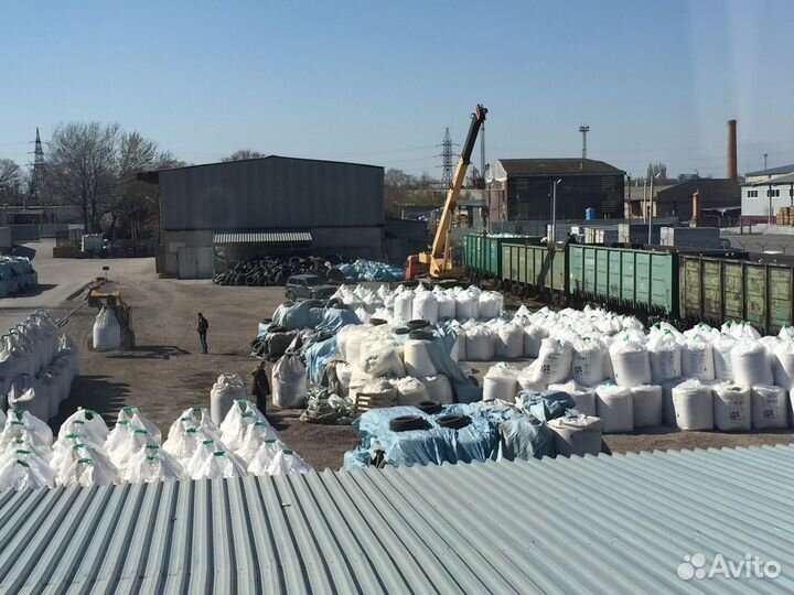 Услуги перевалки и хранения грузов