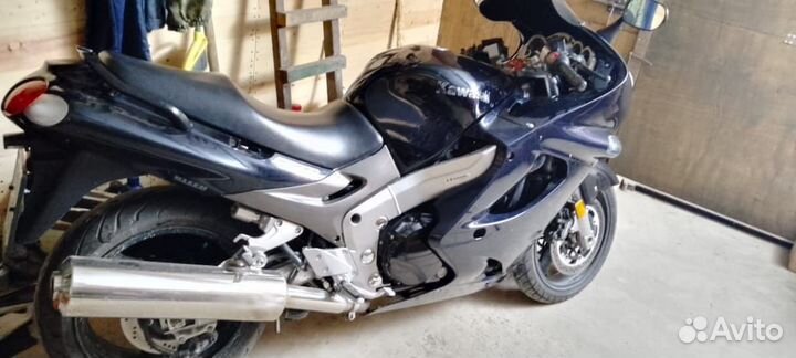 Кавасаки Zzr1200 2003год