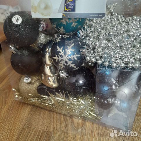 Новогодние игрушки