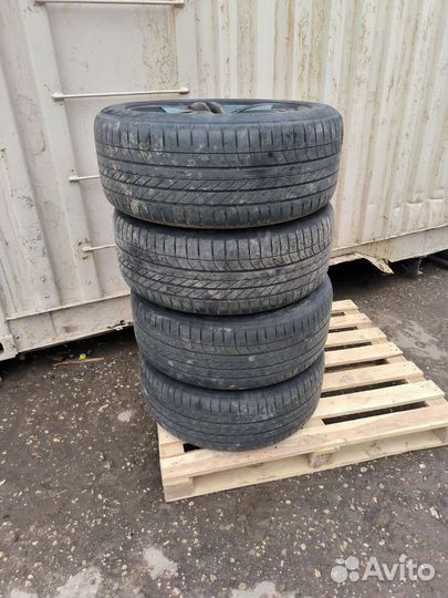 Goodyear Eagle F1 Asymmetric SUV 4x4 275/45 R20