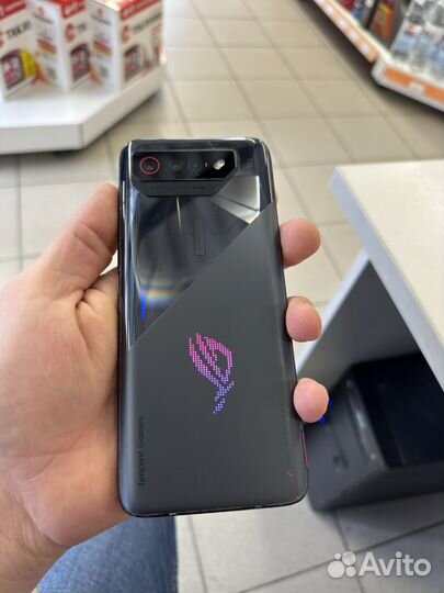 ASUS ROG Phone 7, 16/512 ГБ