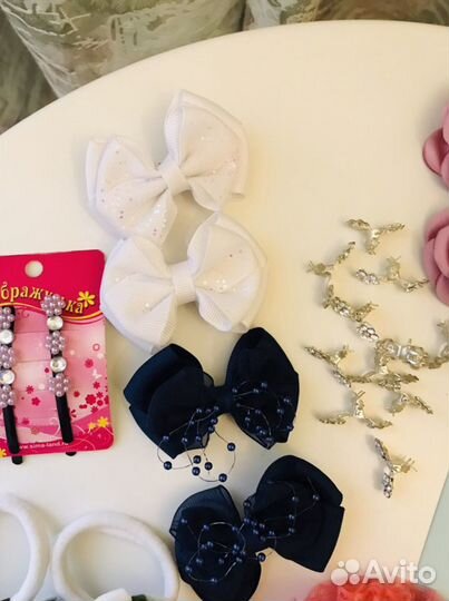 Резинки, заколки, украшения для девочки