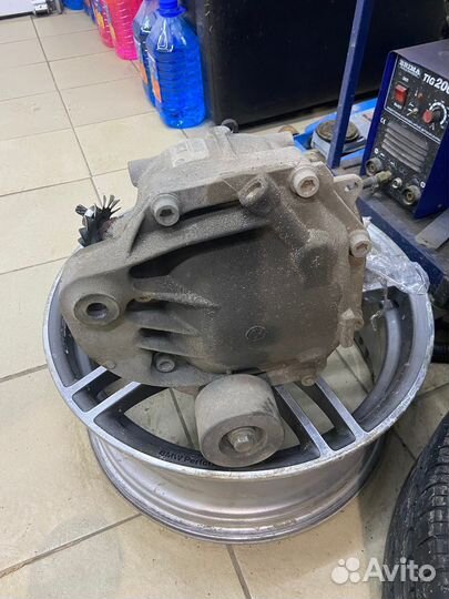 Редуктор BMW 640D задний привод l2.81